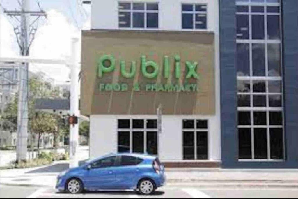 Luxury Apt 3 Mins To Dt Tampa -Pool-Gym-Balcony Exterior foto